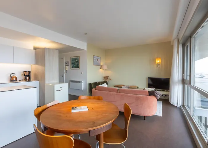 Lecomte - Coastal Comfort Collection 214