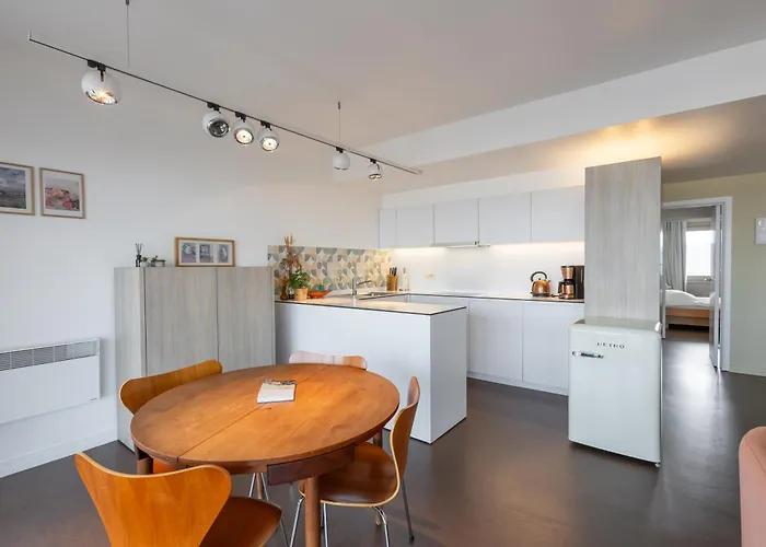 Lecomte - Coastal Comfort Collection 214 * Ostende