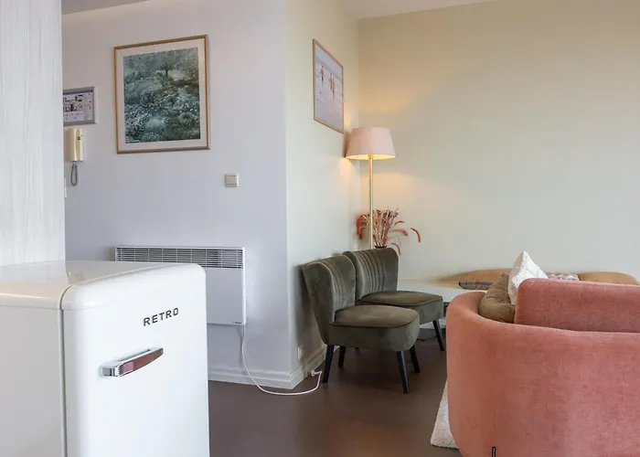 Lecomte - Coastal Comfort Collection 214